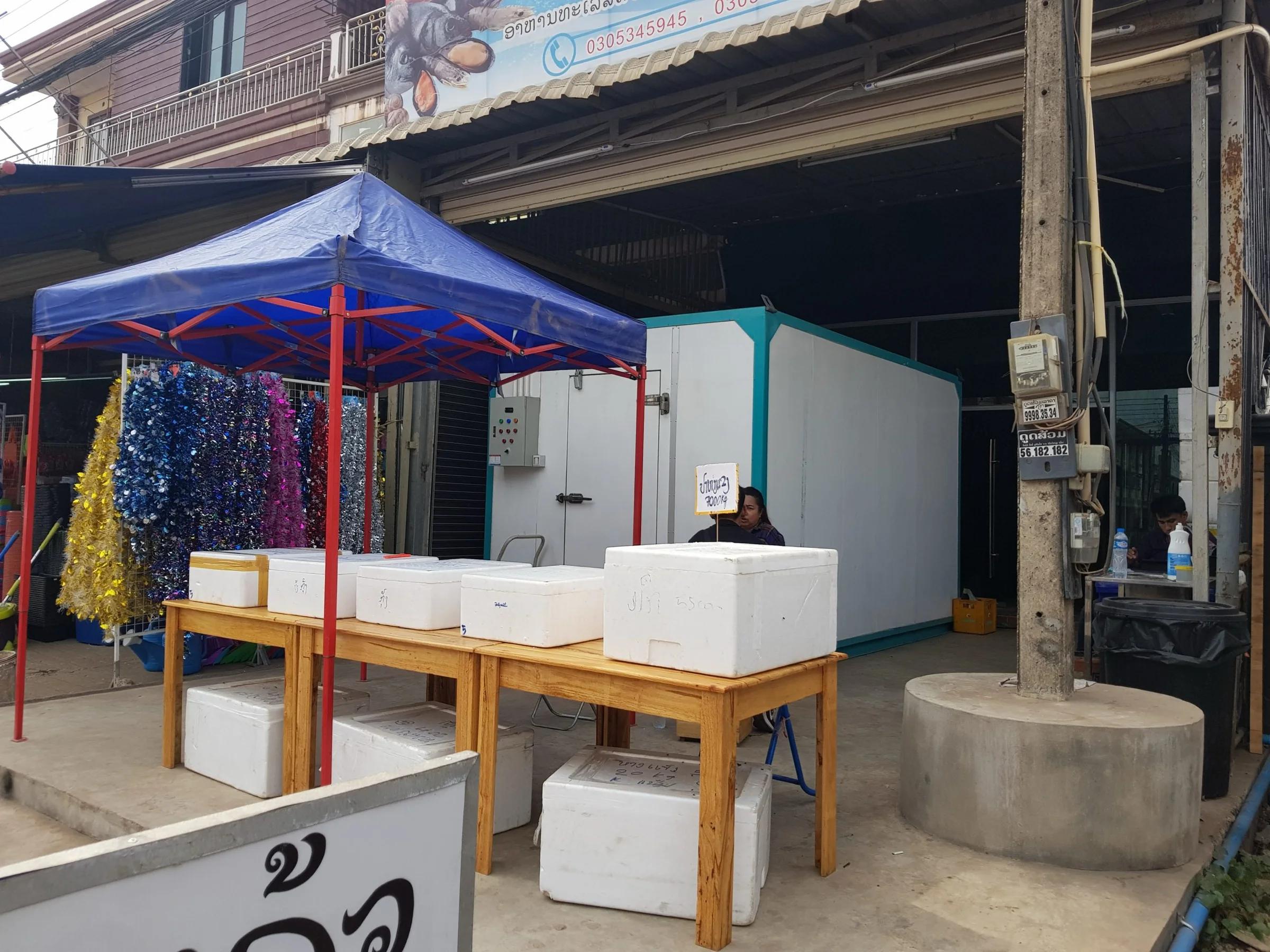 จัดส่งห้องเย็นให้แก่คุณสิทธิ์ ณ เวียงจันทร์ สปป.ลาว