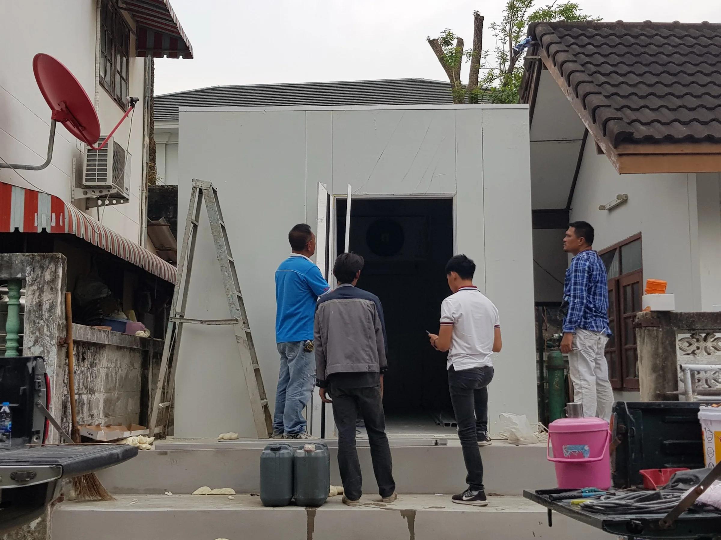 จัดส่งห้องเย็นให้แก่ คุณหนูประชาชื้น