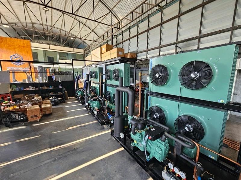 พื้นที่ประกอบอุปกรณ์ภายในโรงงาน TOPCOOLING